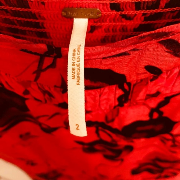 Free People Red Floral Romper, Size 2 - Picture 7 of 8